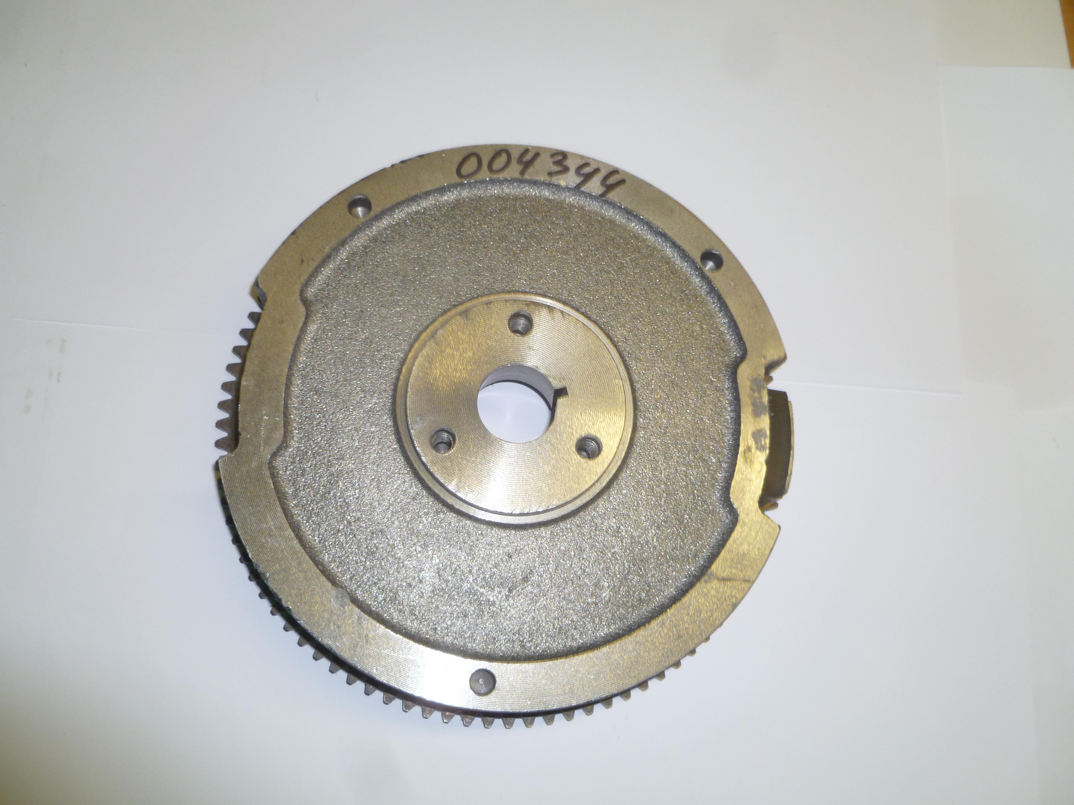 Маховик SGG 10000(..),2V78F-2 (в сборе с венцом) Lf / Flywheel assy 2V78F-2 (27500)
