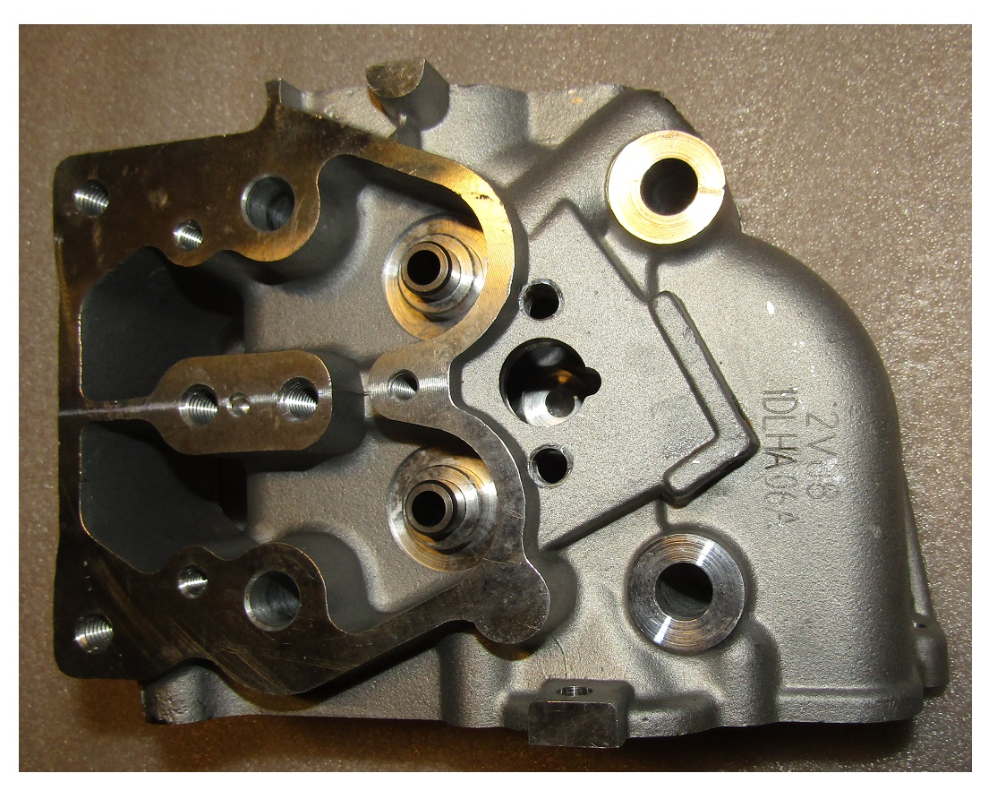 Головка блока цилиндров SDG 10000(..),R2V840X (Левая) Ws / Cylinder head (Left) ( R2V840-02100 (L)