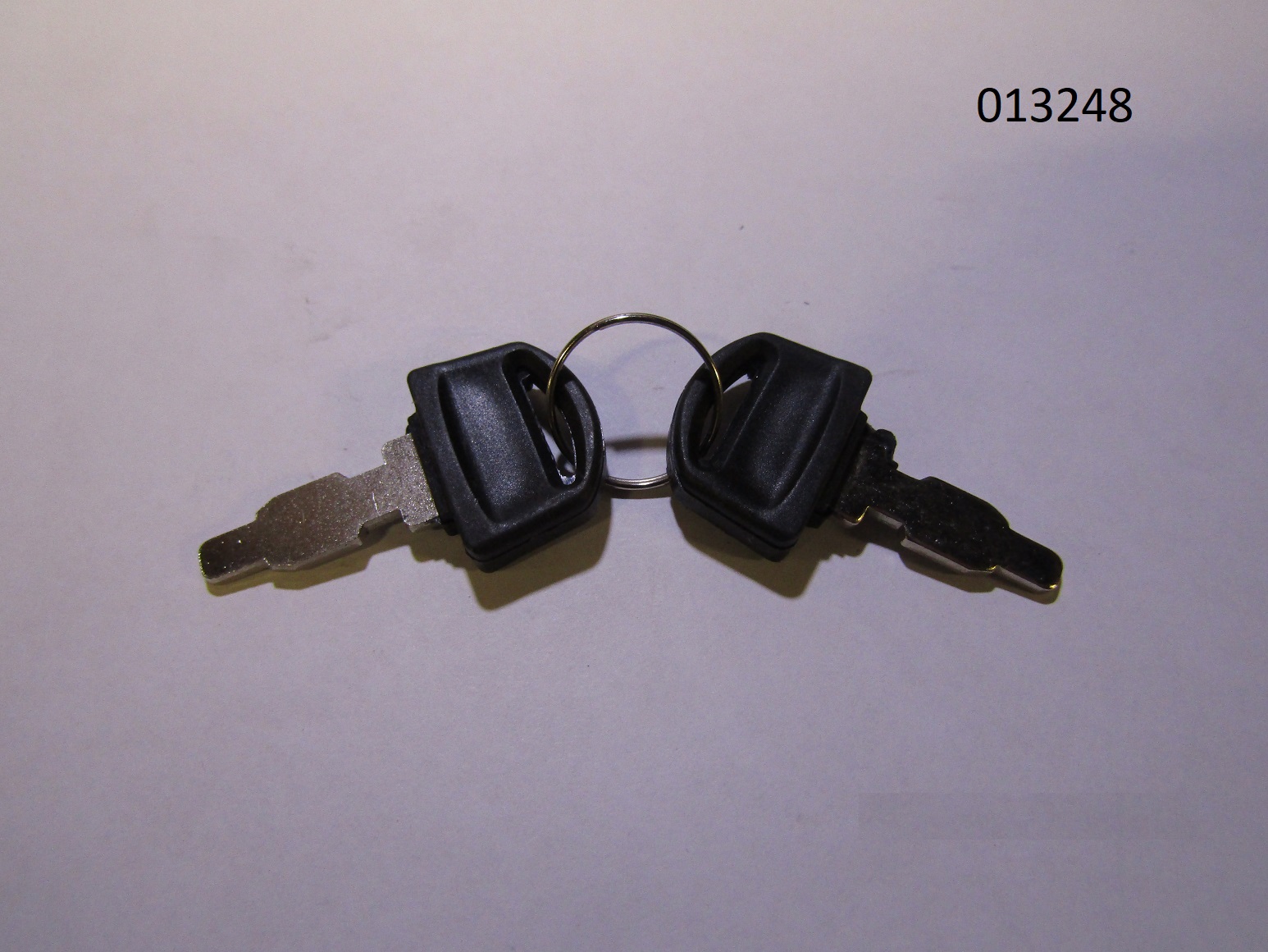 Ключ замка зажигания (комплект из 2 шт.) SGG 2800EN-8000(..) KM / Ignition key