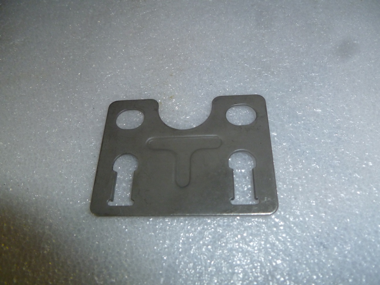 Пластина направляющая штанг SGG 7500(..),SC192FD Sc / Plate push rod guide (14449-E88F-0000)