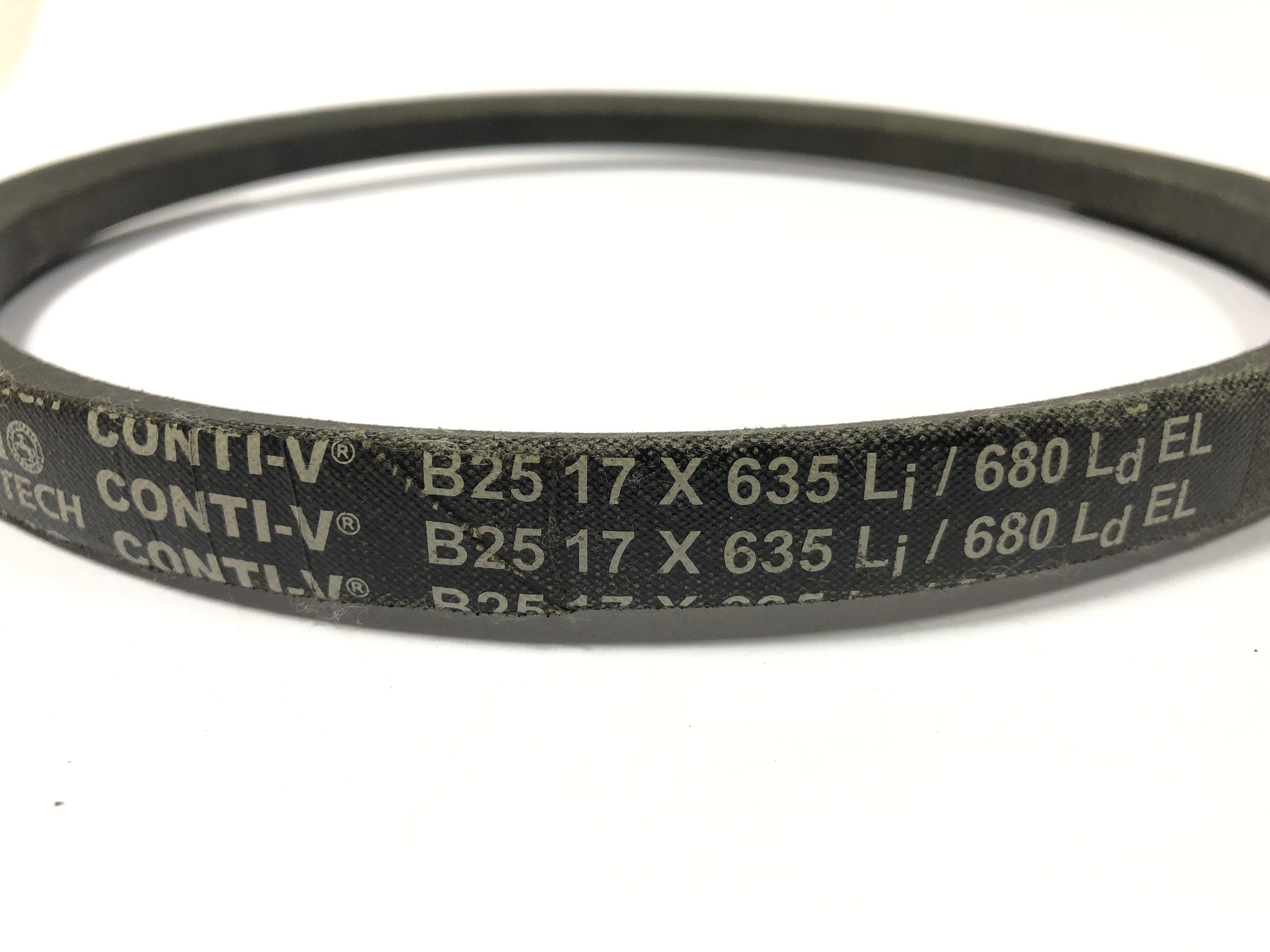 Ремень приводной гладкий (17х635Li) для ТСС DMD900/V-Belt