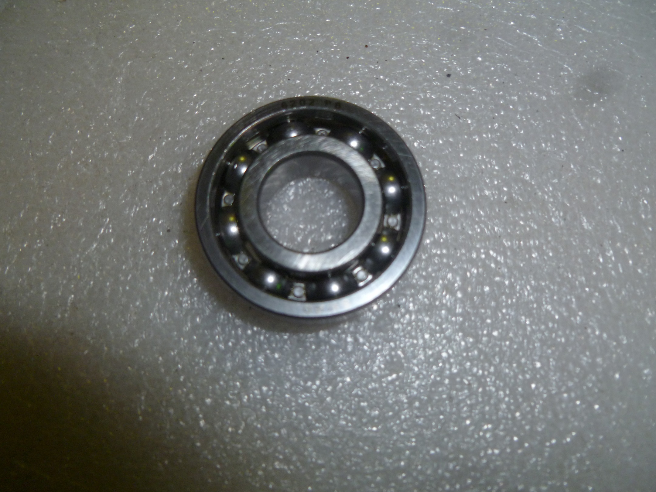 Подшипник шариковый вала балансирного SGG 5000 Lb / Radial ball bearing (6202)