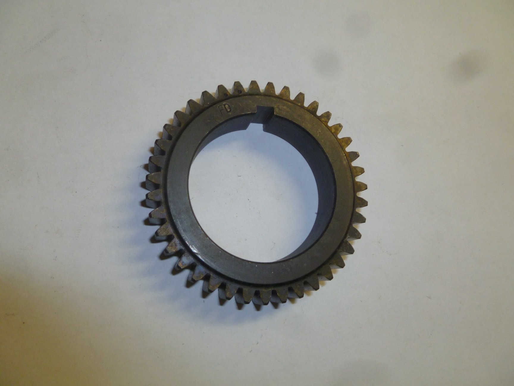 Шестерня привода насоса масла SDG 10000(..),R2V870X Ws / Crankshaft gear (R2V840-05203)