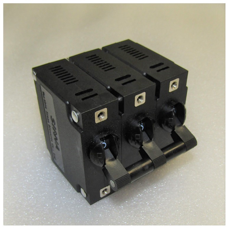 Выключатель автоматический (тройной) 11A SGG 7000E3NA / AC circuit breaker 3-phase