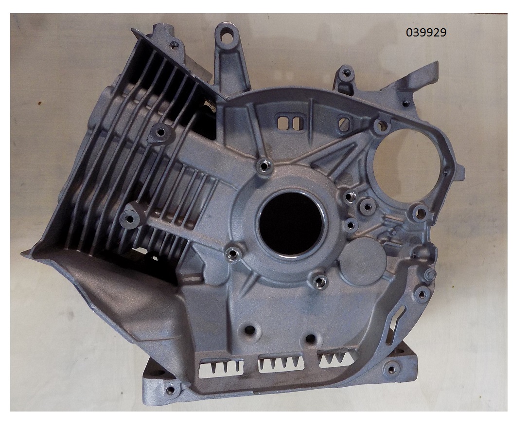 Блок цилиндра с кронштейнами крепления бака (D=92 мм) Lifan - KP 460E / Block cylinder