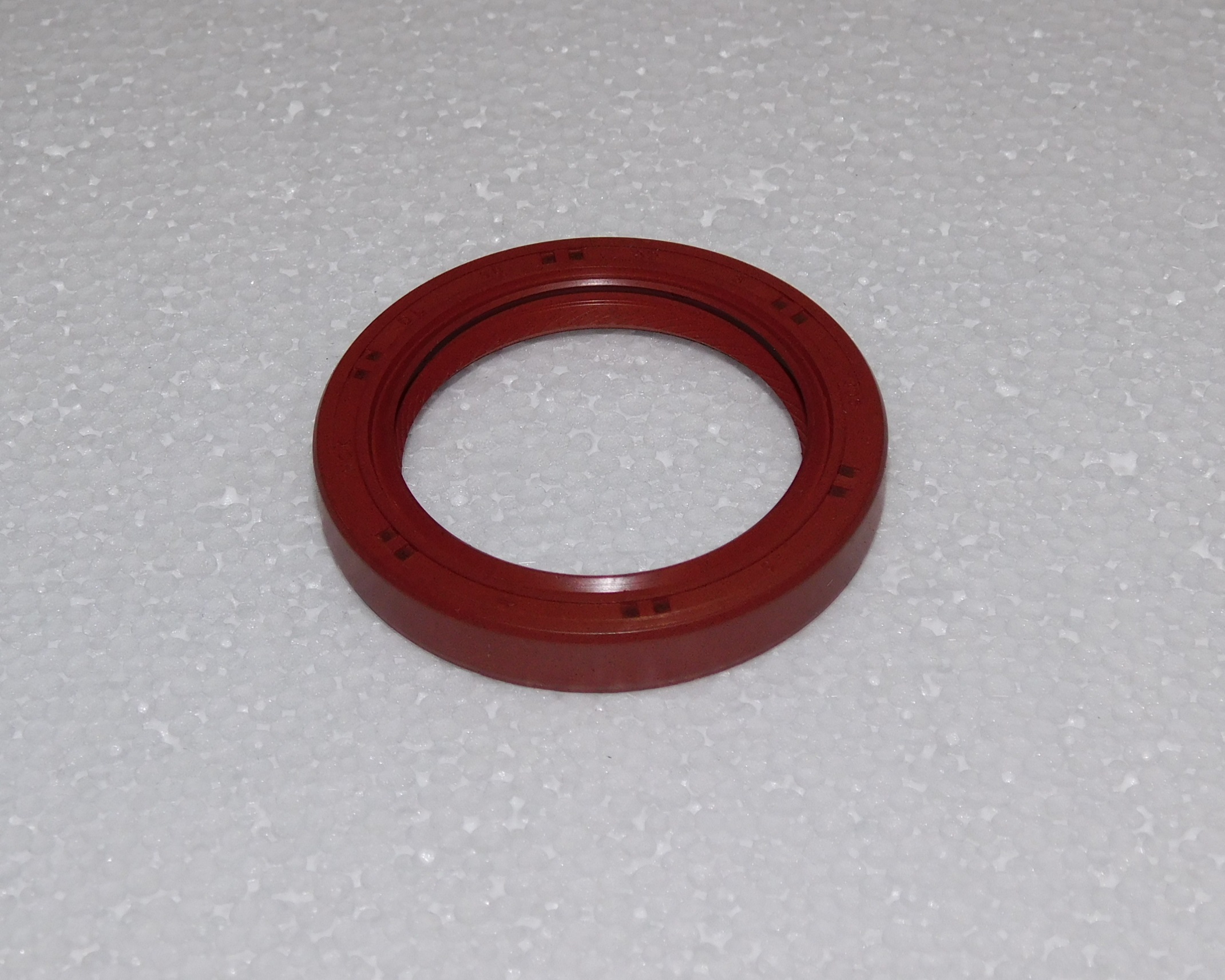 Сальник КВ в блоке цилиндров SDG 10000(..)-14000(..),LT290F,LT292 Lt / Oil seal DR38*52*8F (1.02.01.05.0032)