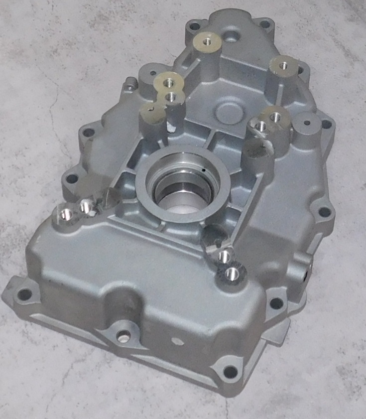Крышка блока цилиндров SGG 17000(..)-18000(..),2V90F Lf / Crankcase cover 2V90F (11210-A2910-0002)