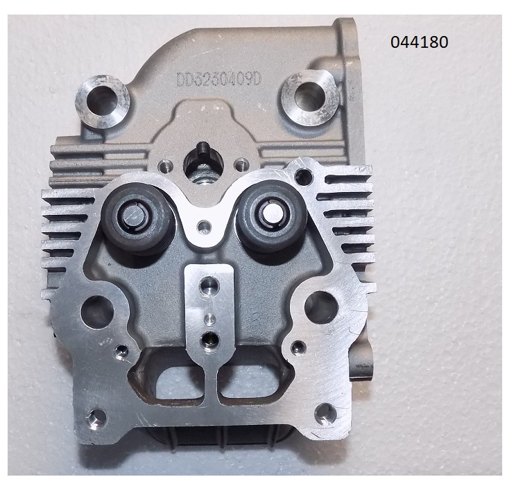 Головка блока цилиндра SDG 9000(..),LT1100FE (в сборе - клапаны,пружины) Lt / Cylinder head assy (1.02.02.01.0010)