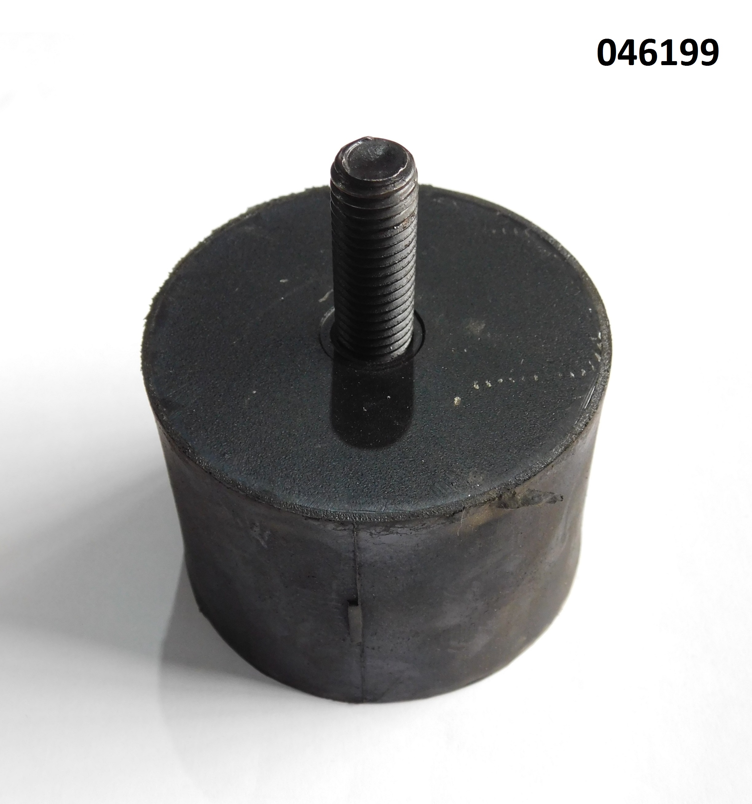 Амортизатор (70х50х1Ш М12х32) платформы двигателя TSS-CP-220/Rubber shock absorber, CNP330Y-1-C42 (3140000121)
