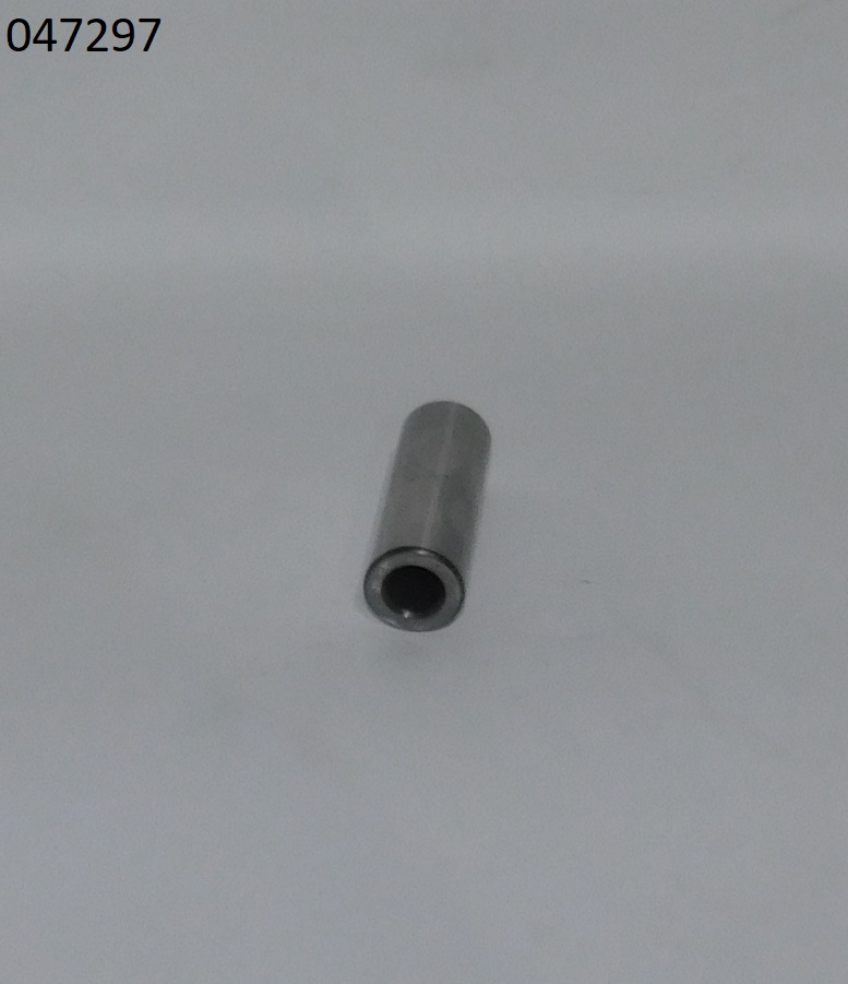 Палец поршневой SDG 11000(..),CD2V88F Sh / Piston pin 188F 23*67mm (Mat.code-2176, Poz.4)