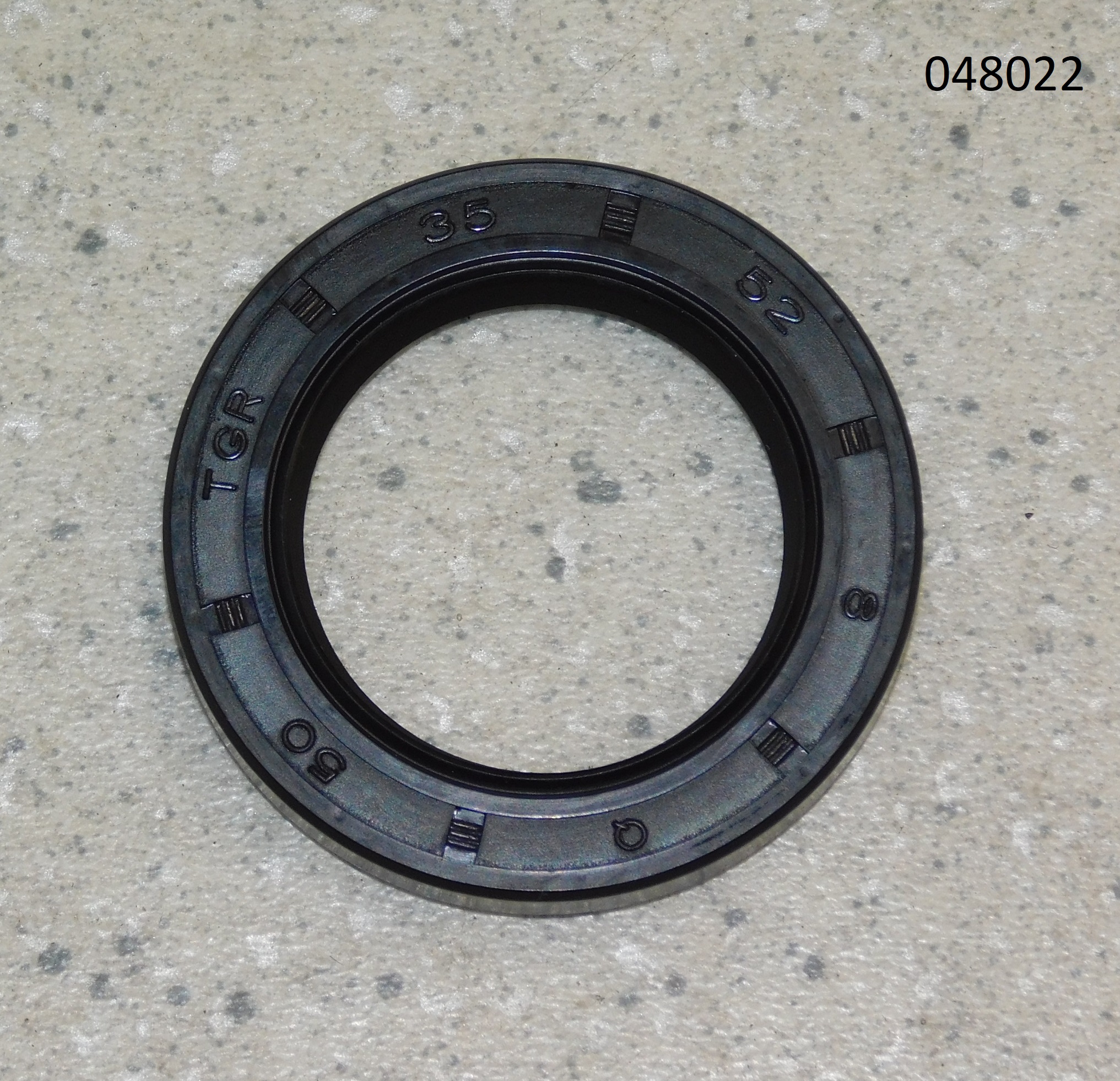 Сальник (35х52х8) вала коленчатого SGG 5000(..)-8000(..),KM190F,KM192FP / Oil seal (04.01.90682-18801-00)