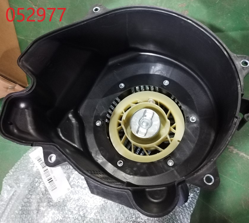 Стартер ручной в сборе с кожухом маховика SGG 5000Ei,KM172Fi / Recoil starter assy (03.12.28100-16825-H2H221)