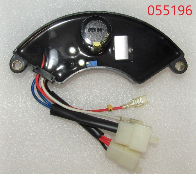Регулятор напряжения SDG 6500EH3A-7500EH3A (400 v,8 конт.) / AVR 400V (20044-00203-00)