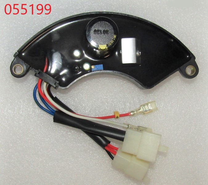 Регулятор напряжения SDG 7500EH3UA (230/400 v,8 конт.) / AVR 230/400V (20044-00081-00)