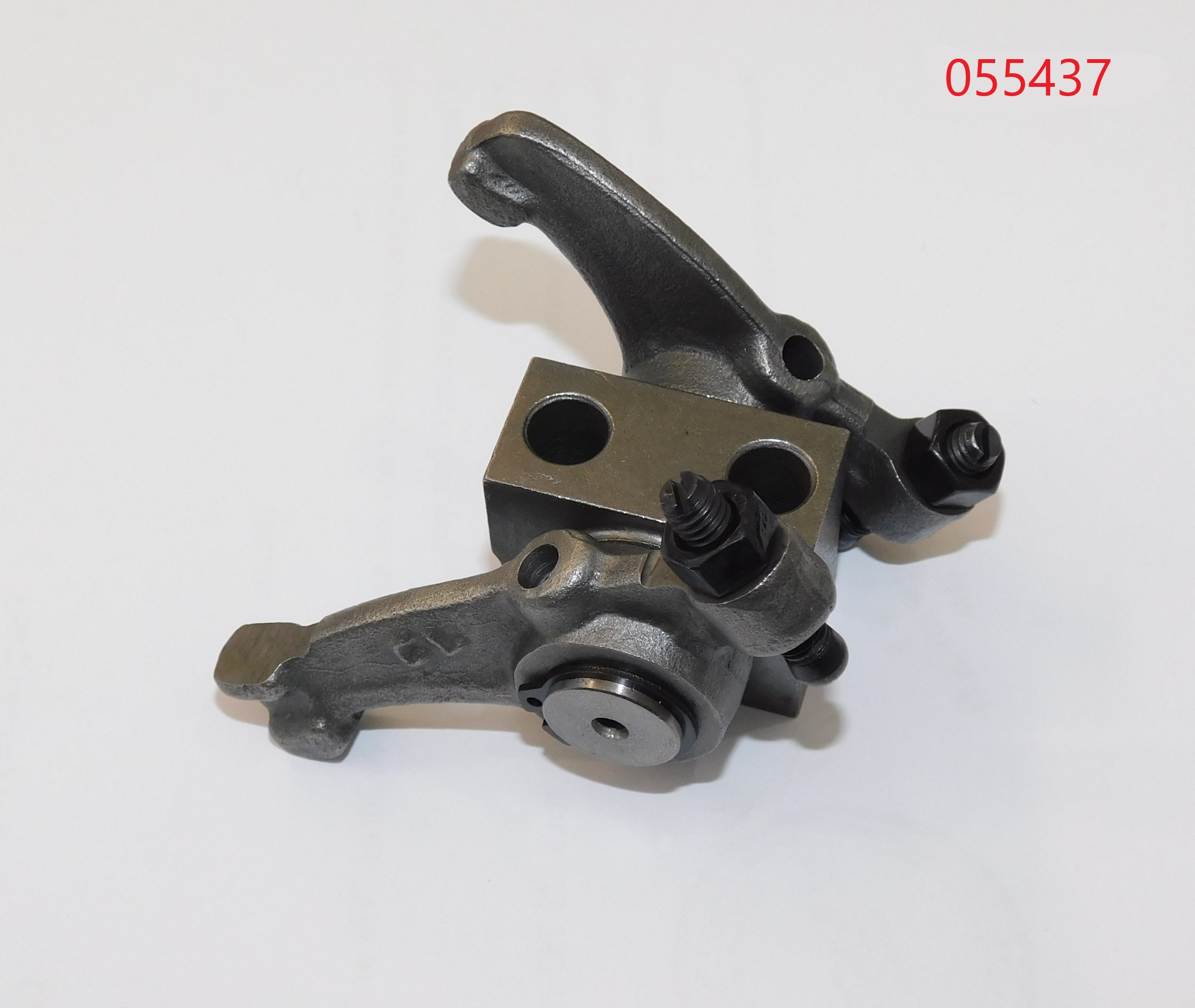 Коромысло в сборе SDG 5500(..)-7500(..),CP188FE,CP192FE,CP195FE Cm / Rocker arm assembly (34019-00068-00)