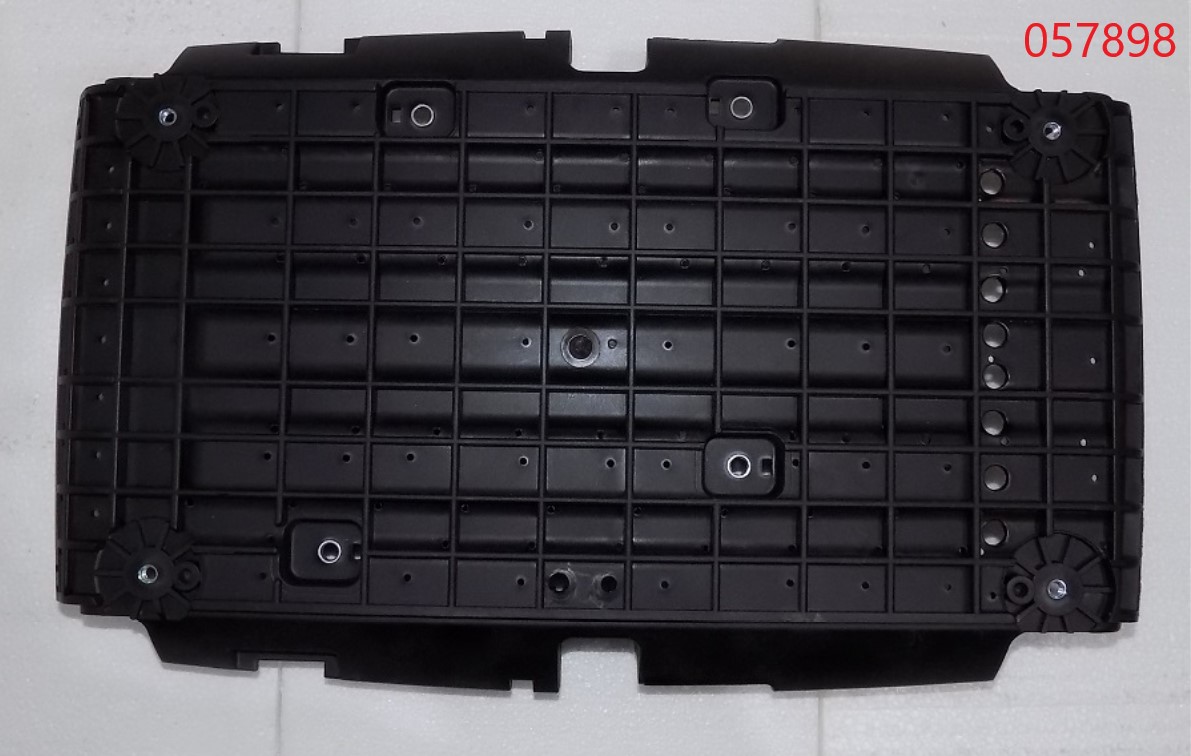 Панель кожуха пластиковая нижняя (дно) SGG 3000Si(ESi),KM165F Km / Casing panel plastic lower (bottom) (04.14.35700-350001-H1)