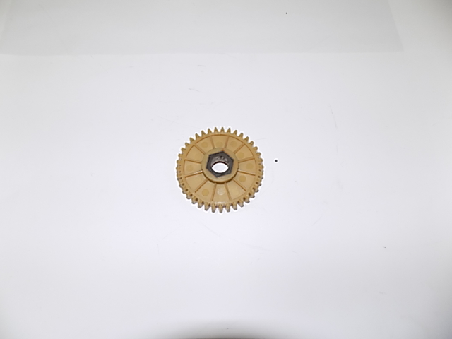 Шестерня привода насоса водяного KM2V80/Water pump drive gear