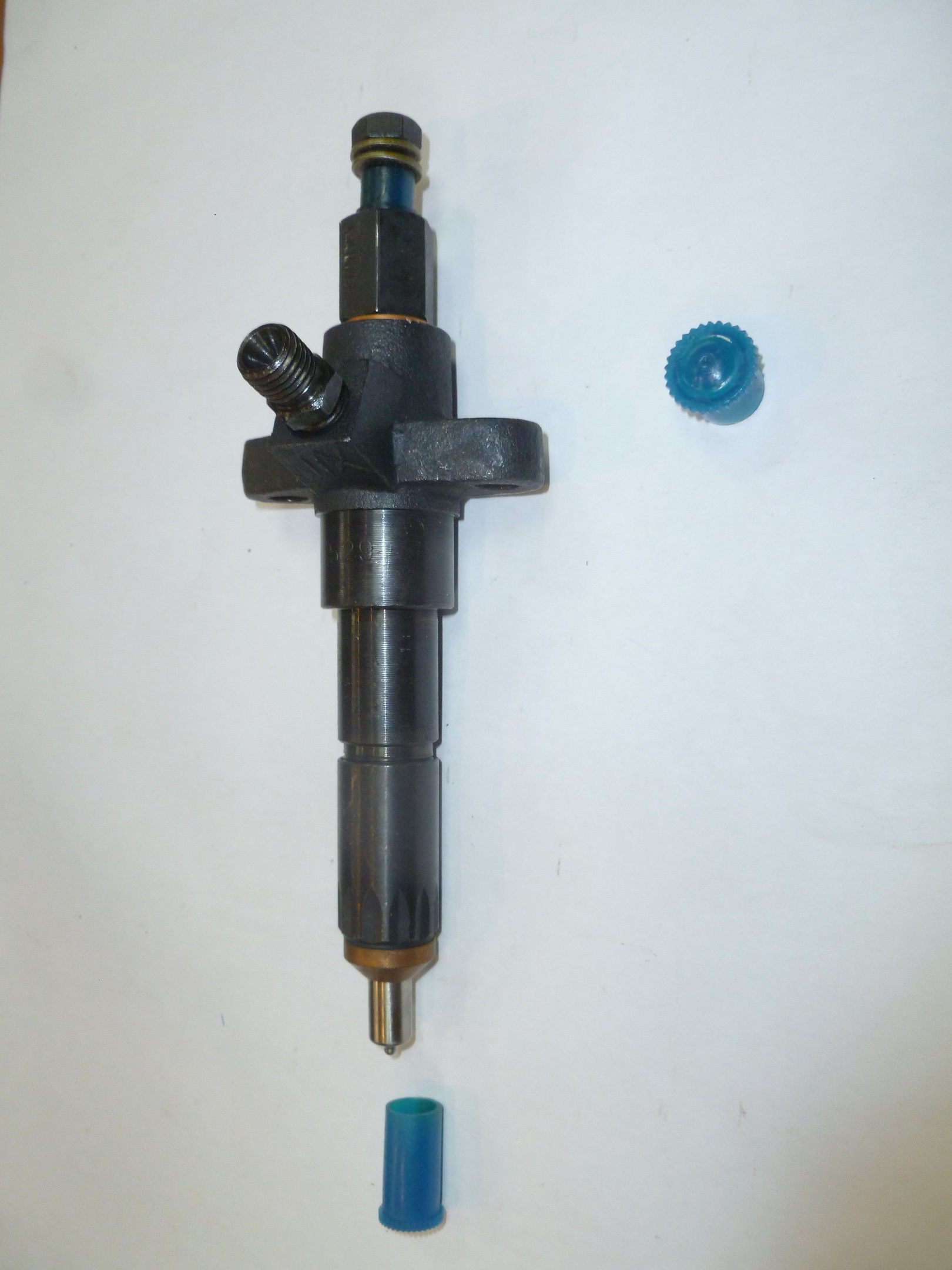 Форсунка топливная  Y4100 Q (L =173)  (Fuel injector for Y 4100 Q,Y4100Q-10300)